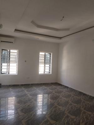 a Spacius and Beautiful 2 Bedroom, Lekki County, Lekki, Lagos, Flat / Apartment for Rent