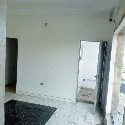 Mini Flat Upstairs Office Space, Ojuelegba, Surulere, Lagos, Mini Flat (room and Parlour) for Rent