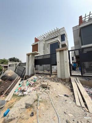 This 4 Bedroom  Duplex Located at Surulere, Lagos  Price: 450m, Surulere, Lagos, Detached Duplex for Sale