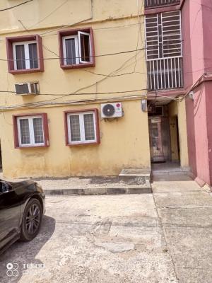 2 Bedroom Flat, Wuse Zone 3, Zone 3, Wuse, Abuja, Block of Flats for Sale