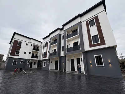 2 Bedroom Flat