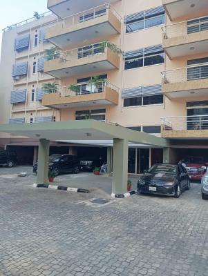 Spacious and Well-maintained 4-bedroom Apartment, Bourdillon Road, Ikoyi, Lagos, Flat / Apartment for Rent