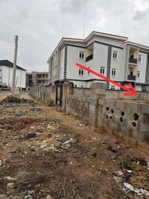 Fenced & Gated 1400 Sqm Residential Plot, Cofo , Good Access Road, Secured Neighborhood, Guzape District, Abuja, Residential Land for Sale