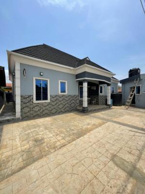 3 Bedroom Flat in Ikorodu Perfect Area, Ginti Ikorodu Lagos in a Good and Secure Location, Ikorodu, Lagos, Detached Bungalow for Sale