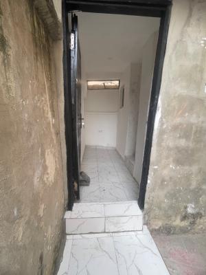 Self Contain Bq, Westend Estate, Ikota, Lekki, Lagos, Flat / Apartment for Rent