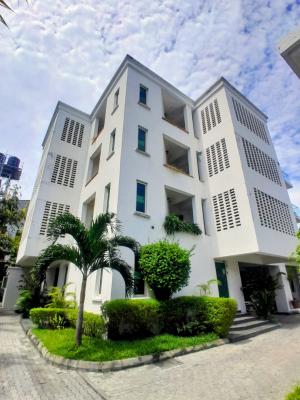 Two Bedrooms with a Room Bq, Off Yusuf Abiodun Street, Oniru, Victoria Island (vi), Lagos, Flat / Apartment for Rent