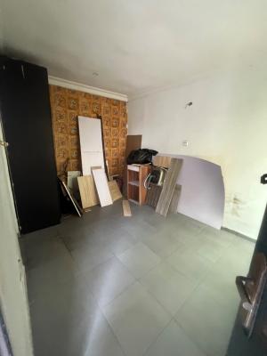 Luxury Self Contain in a Service Compound, Lekki Scheme 2 Abraham Adesanya, Ajah, Lagos, Self Contain (single Rooms) for Rent