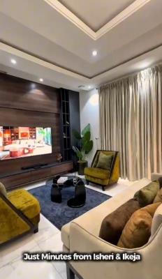 2 Bedrooms Flat with an Open Kitchen Plan, Journalist Estate, Berger, Arepo, Ogun, Flat / Apartment Short Let