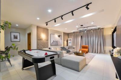 Beautiful 3 Bed Maisonette with Ps5, Snooker Board & Swimming Pool Av, Lekki Phase 1, Lekki, Lagos, Flat / Apartment Short Let
