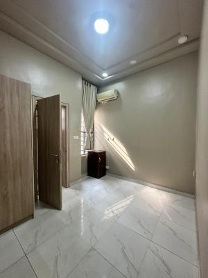 Single Room Sharing Kitchen Only, Orchid Road, Lekki, Lagos, Self Contain (single Rooms) for Rent