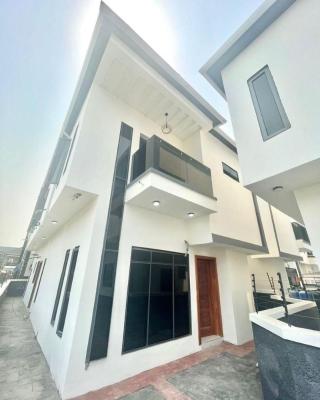 Well Maintained 4 Bedroom  Semi Detached, Ikota, Lekki, Lagos, Semi-detached Duplex for Rent