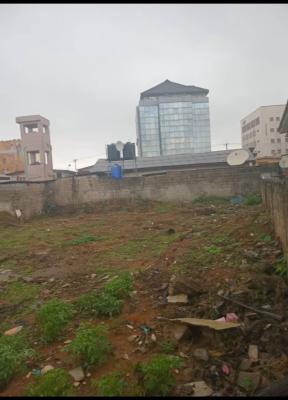 a Prime Corner-piece Bare Land, Gra Ikeja, Just Off Sobo Arobiodu Street., Ikeja Gra, Ikeja, Lagos, Mixed-use Land for Sale