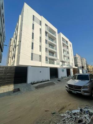 Elegant  2bedroom Apartment with Gym, Pool and Elevator, Lekki Phase 1, Lekki, Lagos, Flat / Apartment for Sale