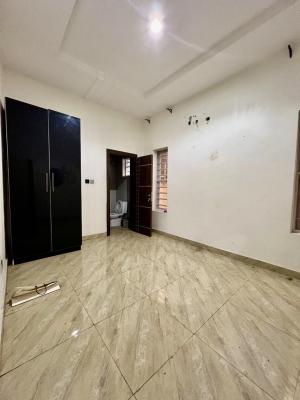 Cleans Downstairs in Serene Surroundings, Orchid Road By 2nd Avenue Toll Gate, Lekki, Lagos, Flat / Apartment for Rent