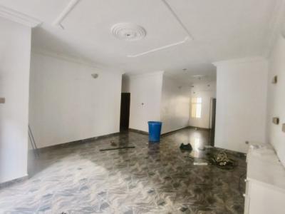 Clean Upstairs in Serene Surroundings, Orchid Road By 2nd Avenue Toll Gate, Lekki, Lagos, Flat / Apartment for Rent