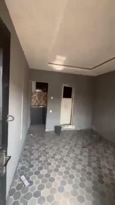 Neatly Used Room Self Contained, Onike, Yaba, Lagos, Self Contain (single Rooms) for Rent