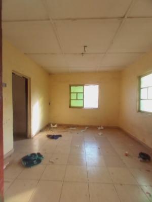Well Maintained Mini Flat (room and Parlour) with Separate Kitch, Off Miyaki Street, Oworonshoki, Kosofe, Lagos, Mini Flat (room and Parlour) for Rent