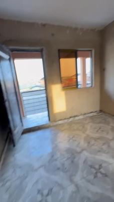 Roomself Contained, Apata Street, Shomolu, Lagos, Flat / Apartment for Rent