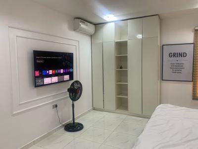 Fully Furnished 2 Bedroom Apartment Up Floor, Lekki County, Lekki, Lagos, Flat / Apartment for Rent