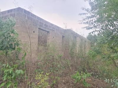 An Uncompleted 3 Bedroom Bungalow
