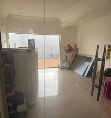 a Shop in a Strategic Location, Wuse 2, Wuse 2, Abuja, Shop for Rent