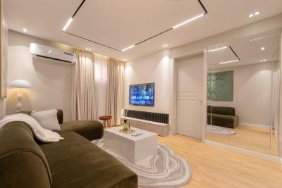 Luxury 2-bedroom Serviced Apartment, Rasheed Alaba Williams, Lekki Phase 1, Lekki, Lagos, Flat / Apartment Short Let