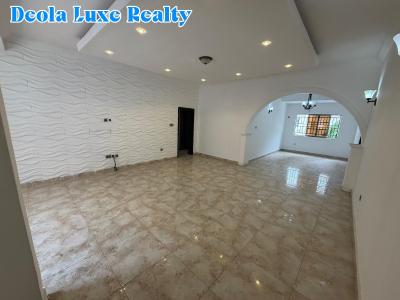a Well Renovated 3 Bedroom Fully Serviced Apartment with Bq and Pool, Off Admiralty Way, Lekki Phase 1, Lekki, Lagos, Flat / Apartment for Rent
