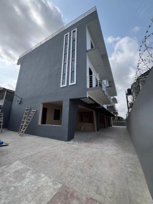 4 Bedroom Pent House in Serene Estate, Anthony, Maryland, Lagos, House for Sale