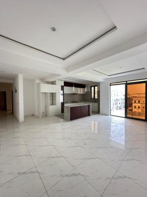 Spacious 2 Bed Apartment with Open Kitchen & Gym, Spacious Living Room & Flood Free in a Gated & Secured Estate, Lekki Phase 1, Lekki, Lagos, Flat / Apartment for Rent