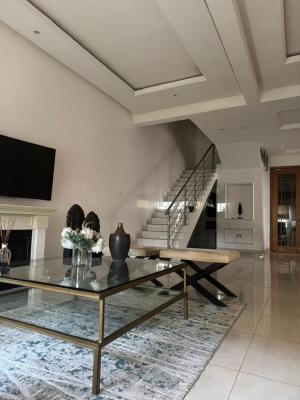 2 Bedroom Terrace Apartment, Off Admiralty Way., Lekki Phase 1, Lekki, Lagos, Flat / Apartment for Rent