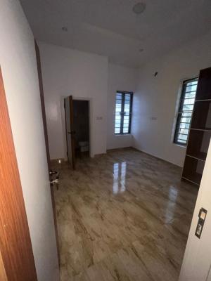 One Big Room Downstairs, Shared, Van Daniel, Orchid Road, Ikota, Lekki, Lagos, Flat / Apartment for Rent