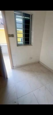 1 Bedroom House/bq, Chevron Drive, Lekki Phase 2, Lekki, Lagos, Flat / Apartment for Rent