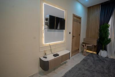 Luxury 2 Bedroom Apartment, Orchid Road, Lekki, Lekki, Lagos, Flat / Apartment Short Let