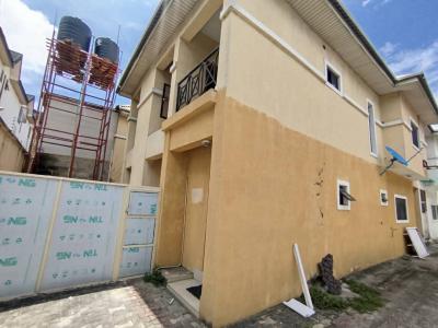 Well Maintained 3bedroom Semi Detached House at Lekki Phase 1, Lekki Phase 1 Lekki Lagos, Lekki Phase 1, Lekki, Lagos, Semi-detached Duplex for Rent