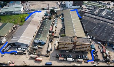 a 2 (no) Warehouse with Office Complex, Akanbi Onitiri Close, Off Eric Moore, Surulere, Lagos, Warehouse for Sale