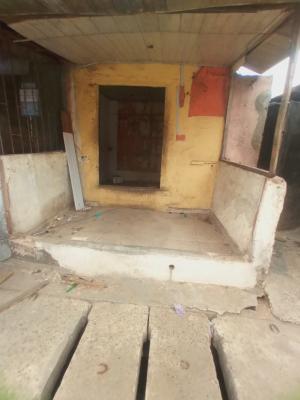 a Mini Shop Facing a Busy Road Is Available, Oworonshoki, Kosofe, Lagos, Shop for Rent