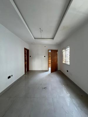 Luxurious 2 Bedroom Apartment, Ologolo, Lekki, Lagos, Flat / Apartment for Rent