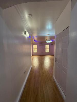 Exquisite Two Bedroom Flat with Aircon(last Floor), Lekki Phase 1, Lekki, Lagos, Flat / Apartment for Rent