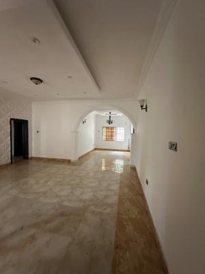 Exquisite Three Bedroom Flat, Lekki Phase 1, Lekki, Lagos, Flat / Apartment for Rent