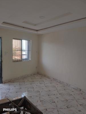 Spacious Mini Flat Upstairs with 2 Balcony, Right Hand Side, Lekki Phase 1, Lekki, Lagos, Mini Flat (room and Parlour) for Rent