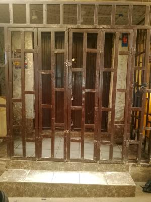 Standard Shop, Utako, Abuja, Shop for Sale