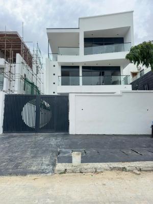 Very Lovely and Spacious 5 Bedroom Detached Duplex with a Pool, Lekki Phase 1, Lekki, Lagos, Detached Duplex for Sale