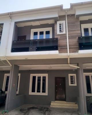 Standard Room Upstairs (shared Apartment), Royal Pine Estate, Orchid Road, Lekki, Lagos, Self Contain (single Rooms) for Rent