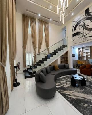 Femicadence 4 Bedroom with Smart Home Technology, Apete Awotan, Ibadan North-west, Oyo, Flat / Apartment Short Let
