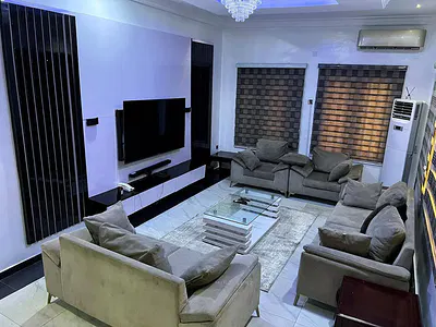 Superior 3-Bedroom Bungalow in a Separate Compound — Ibadan South-West, Oyo