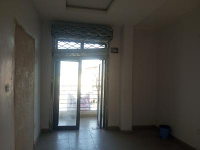 Big Shop Upstairs with Toilet Inside in a Busy Area, Lekki Axis, Lekki, Lagos, Shop for Rent