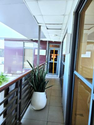 Luxury Commercial Property, Victoria Island (vi), Lagos, Shop for Rent