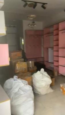 Lovely Shop Space (1st Floor), Onigbongbo, Maryland, Lagos, Shop for Rent