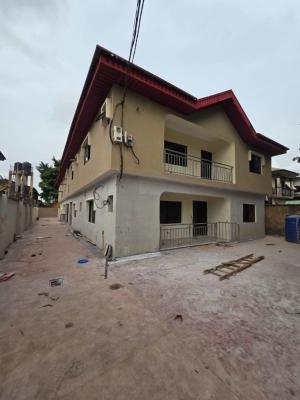 3 Bedroom Flat , Very Good Location, Omole Phase 2, Ikeja, Lagos, Flat / Apartment for Rent