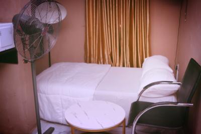 Cosy Apartment, 1, Henry Close, Off Ifelodun, Eliot Bus-stop, Iju-ishaga, Agege, Lagos, Self Contain (single Rooms) Short Let